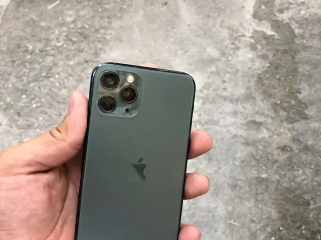 Apple iPhone 11 Pro, 64 gb, Midnight Green, Душанбе