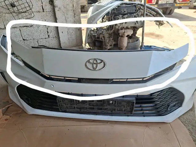 Верхняя часть бампера от Toyota camry 7. 2025, Душанбе