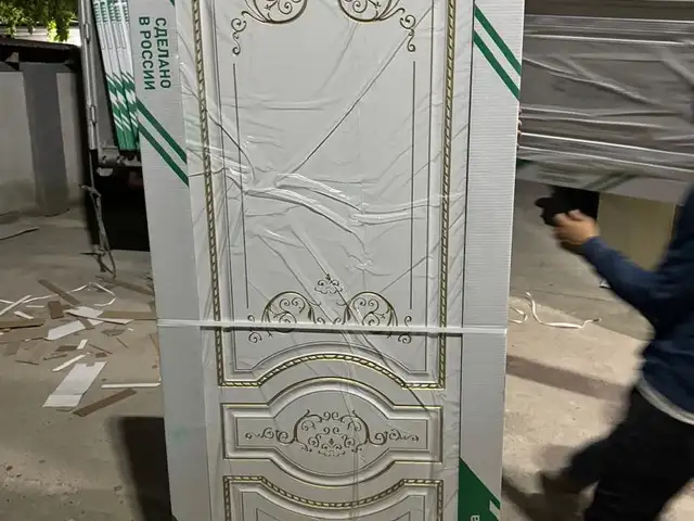 Дверь, Душанбе