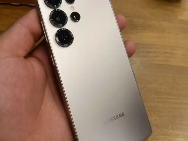 Samsung galaxy S25 Ultra, Душанбе