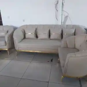 Диван и кресло, Душанбе