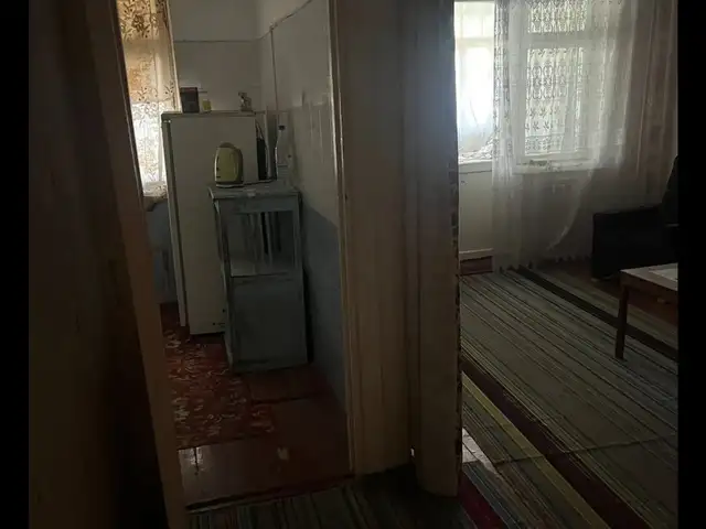 3-комн. квартира, 2 этаж, 75м², 33 микрорайон, Хуҷанд