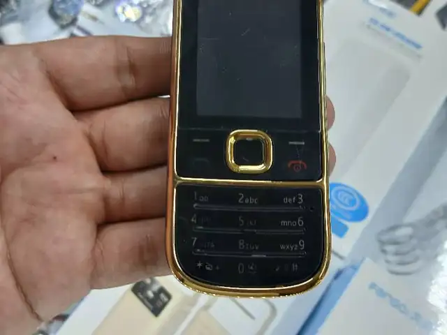 Nokia 2700, Душанбе