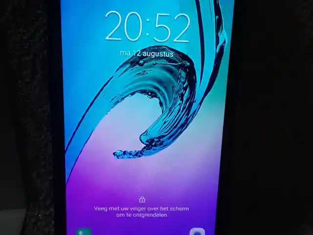 Samsung Galaxy A3, Хуҷанд