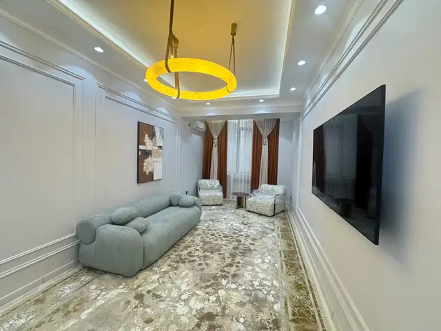 4-комн. квартира, 9 этаж, 164 м², Проспект Айни, Супермаркет Пайкар, Душанбе