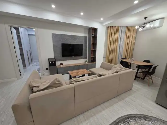 2-комн. квартира, 10 этаж, 65м², Шохмансур Овир, Душанбе