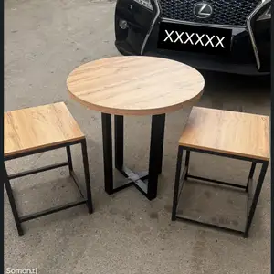 Миз ва курси, Душанбе