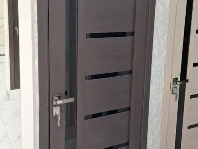 Дверь, Душанбе