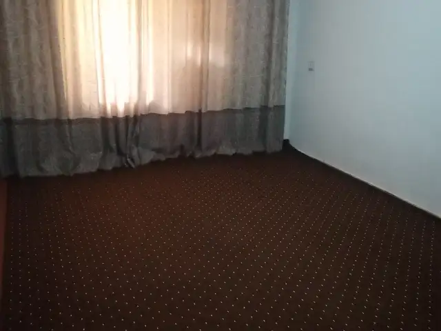 Комната в 2-комн. квартире, 1 этаж, Нихи, Бохтар (Курғон-Теппа)