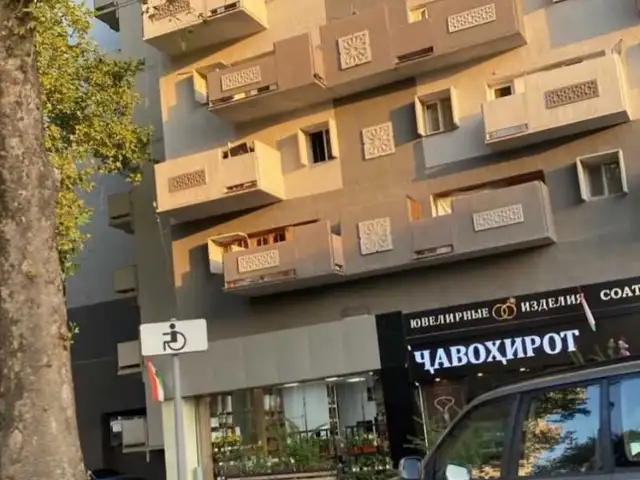 2-комн. квартира, 5 этаж, 70м², И.Сомони, Душанбе