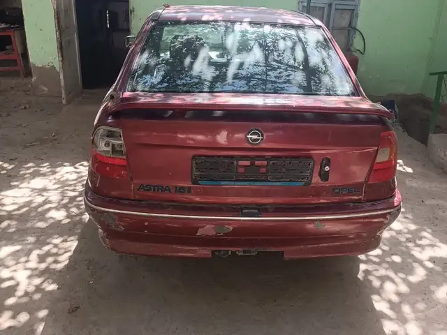 Opel Astra F