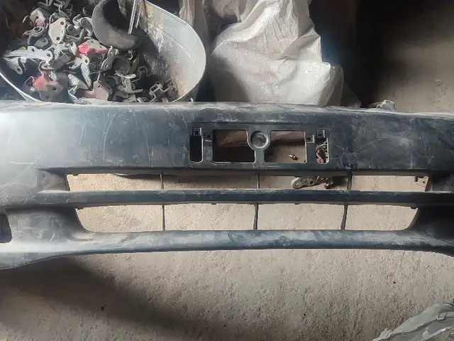 Передний бампер Toyota Karola 1, Душанбе