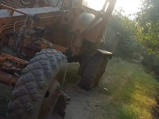 Грейдер, Душанбе