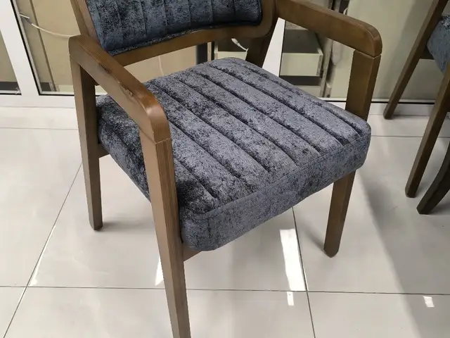 Стул, Душанбе