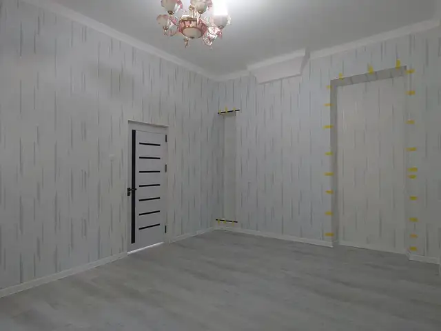 3-комн. квартира, 1 этаж, 51 м², Аэропорти Айни, Айнӣ