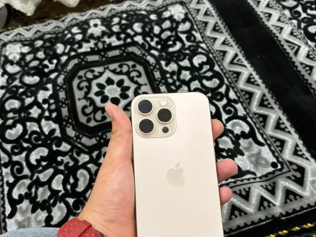 Apple iPhone 16 Pro Max, 256 gb, Desert Titanium, Душанбе