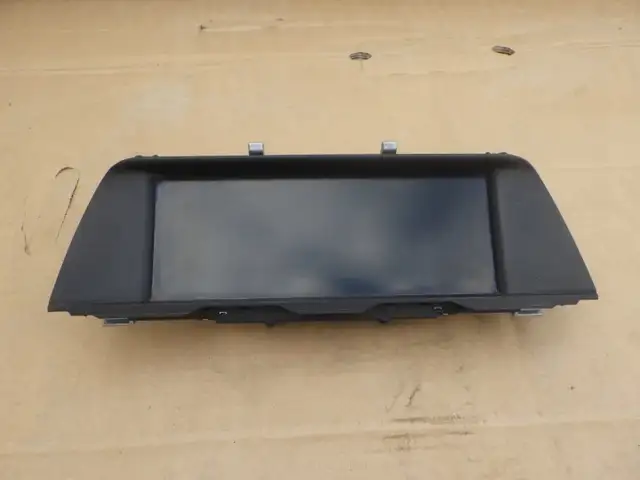 Монитор BMW F10, Хуҷанд