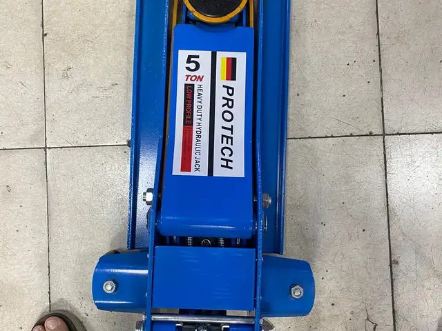 Дамкрат 5 тон дусилиндра, Душанбе