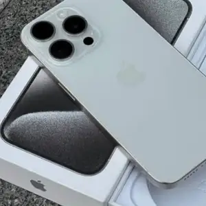 Apple iPhone 15 Pro Max, 256 gb, White Titanium, Шахритус