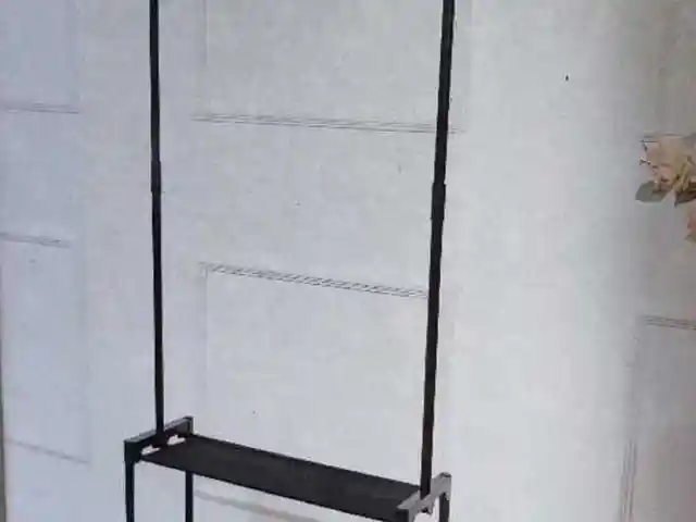 Вешалка, Душанбе