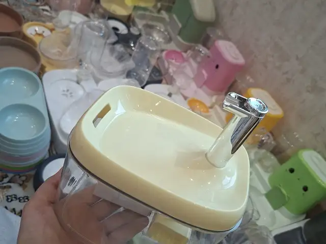 Фильтр-фонтанчик для кошек, Худжанд