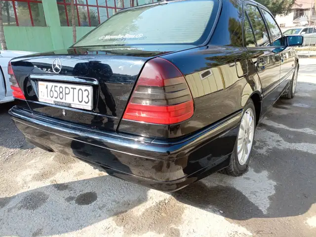 Mercedes-Benz C class