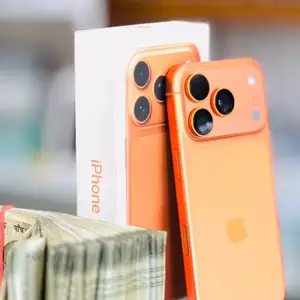 Apple iPhone 17 Pro Max, 512 gb, Cosmic Orange, Душанбе