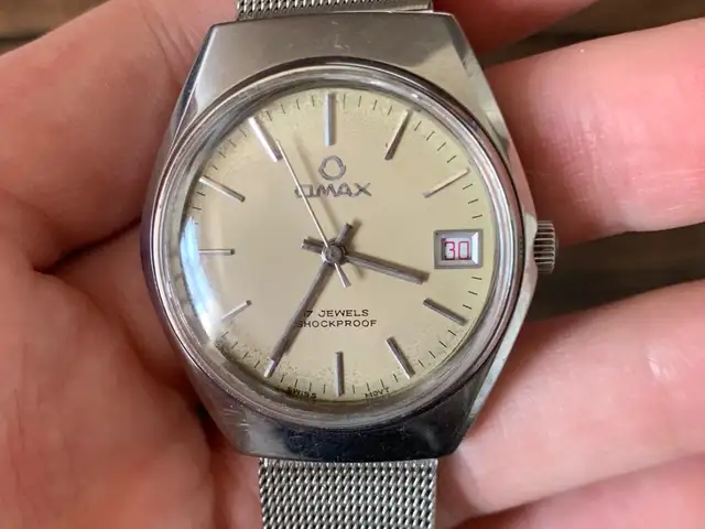 Механические часы Omax, Душанбе