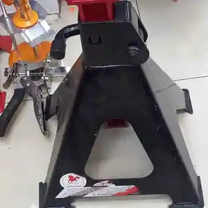 Домкрат, Душанбе