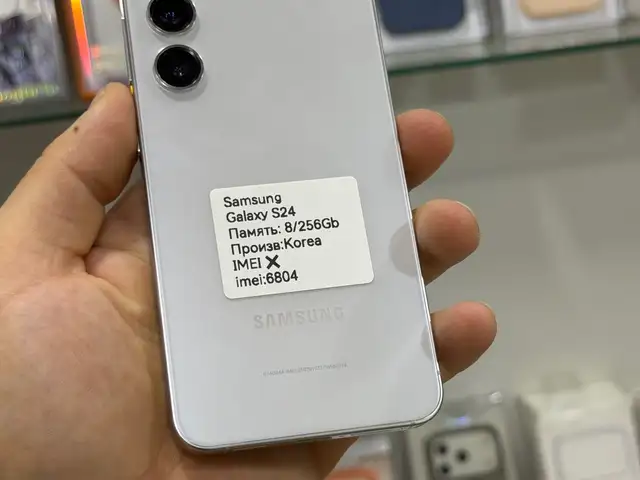 Samsung Galaxy S24 8/256Gb silver, Худжанд