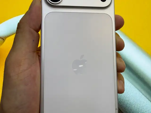 Apple iPhone 17 Pro Max, 256 gb, Silver, Душанбе