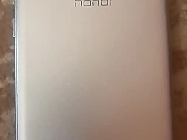 Телефон honor на запчасти, Душанбе
