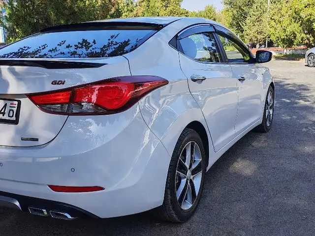 Hyundai Avante, 2014, Турсунзаде - 4