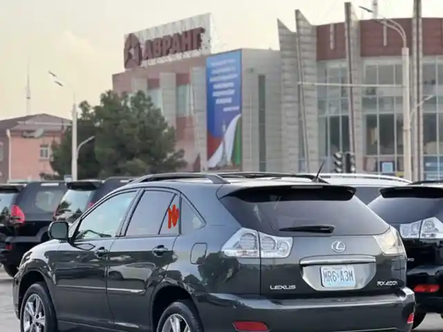 Форточка двери от Lexus RX 2004-2009, Душанбе