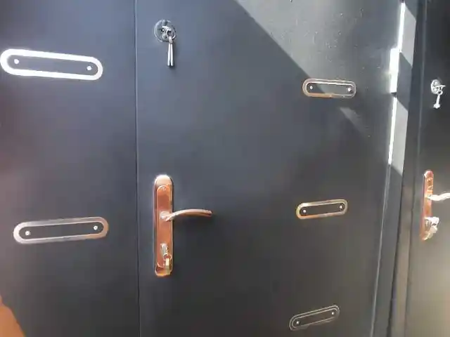 Железная дверь, Душанбе