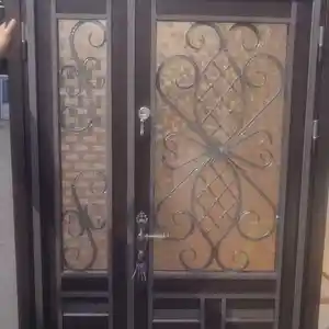 Дверь, Душанбе