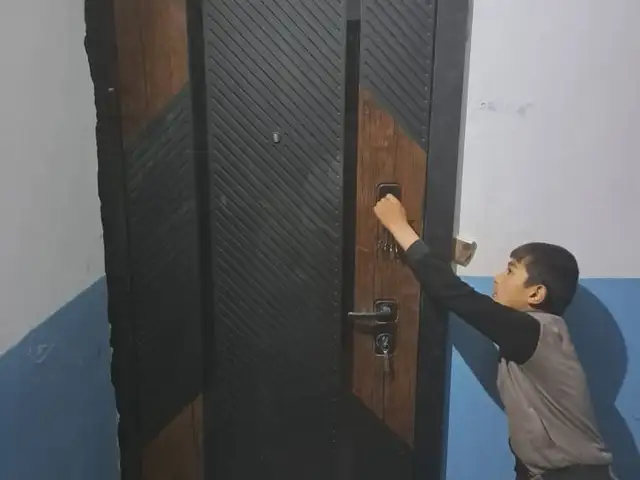 Входная дверь, Душанбе