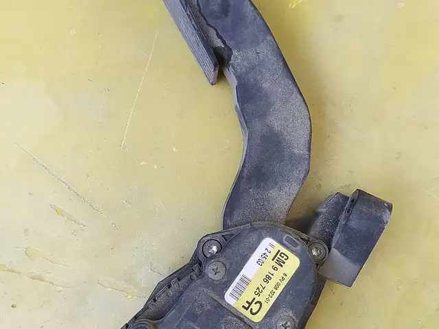 Педаль газа на Opel, Хуҷанд