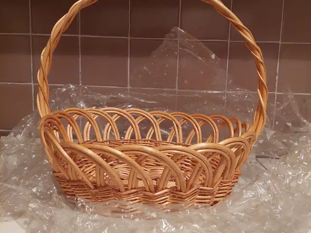 Корзина плетёная, Душанбе
