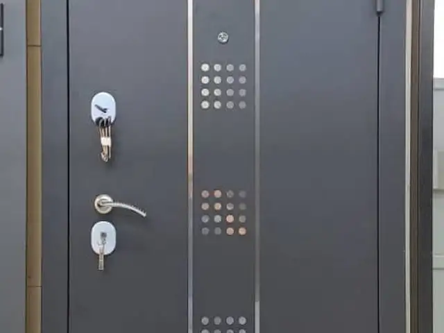 Дверь, Душанбе