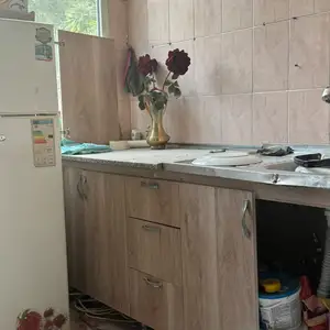 Кухонный шкаф, Бохтар (Курган-Тюбе)