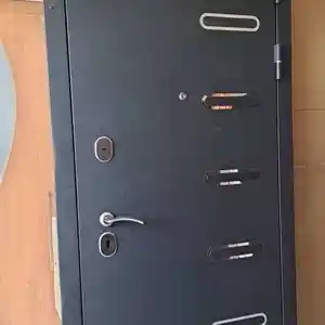 Дверь, Душанбе