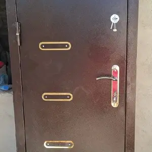 Дверь, Душанбе