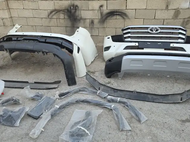 Бампер на Toyota комплект, Душанбе