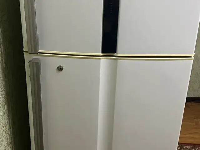 Холодильник Hitachi, Хуҷанд