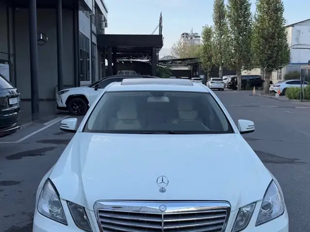 Mercedes-Benz E class