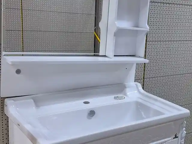 Умывальник с зеркалом, Душанбе