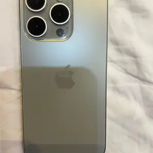 Apple iPhone 15 Pro, 128 gb, Natural Titanium, Душанбе