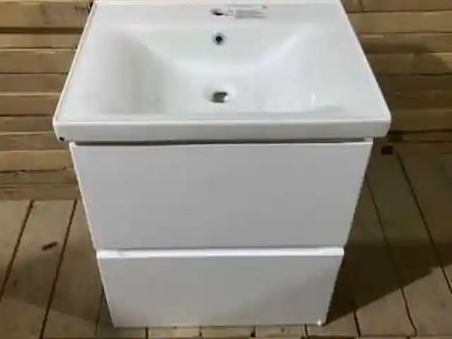 Шкафчик для умывальника, Душанбе
