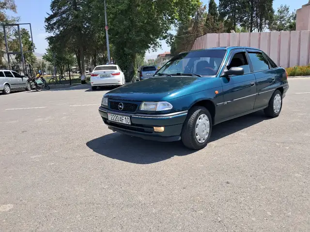 Opel Astra F